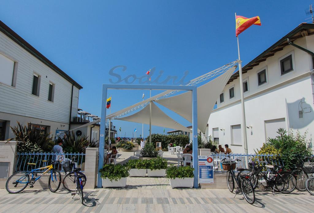 Hotel Regina Lido di Camaiore Extérieur photo