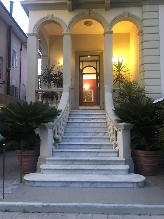 Hotel Regina Lido di Camaiore Extérieur photo