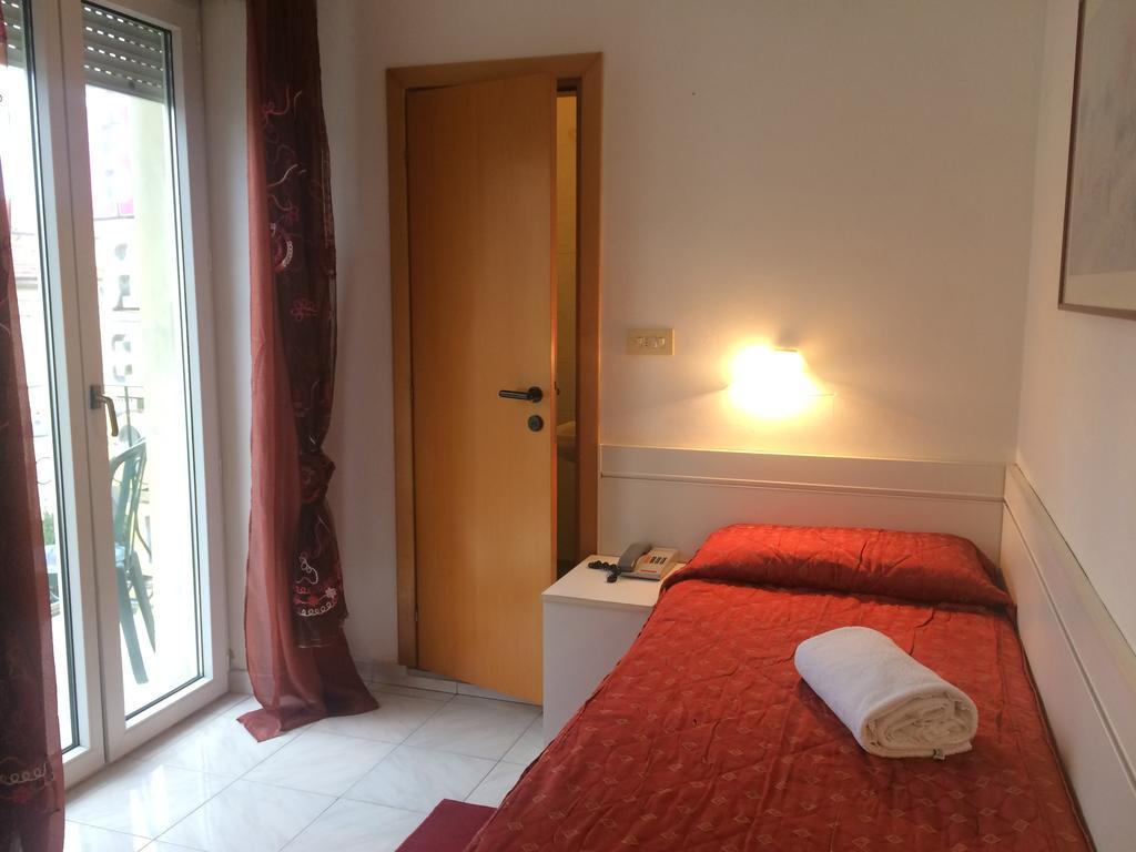 Hotel Regina Lido di Camaiore Extérieur photo