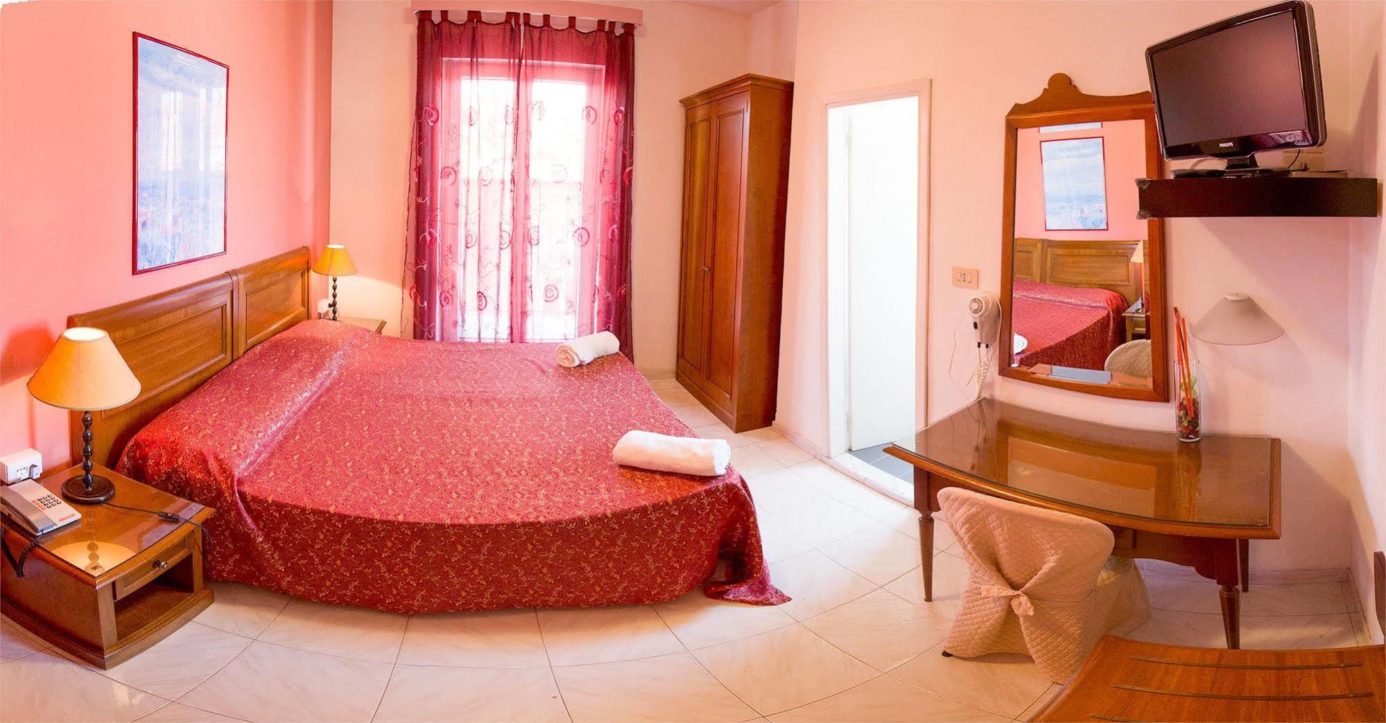 Hotel Regina Lido di Camaiore Extérieur photo