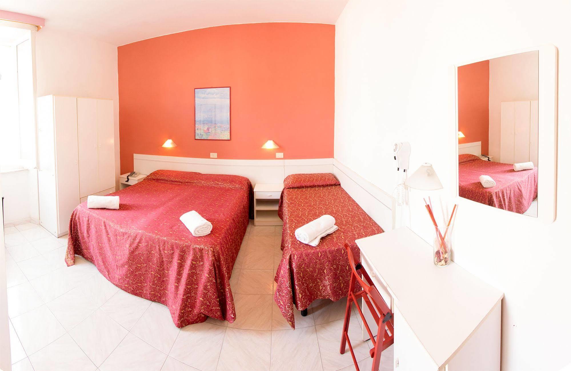 Hotel Regina Lido di Camaiore Extérieur photo