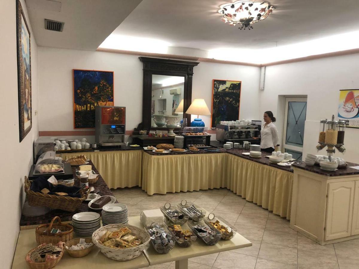 Hotel Regina Lido di Camaiore Extérieur photo
